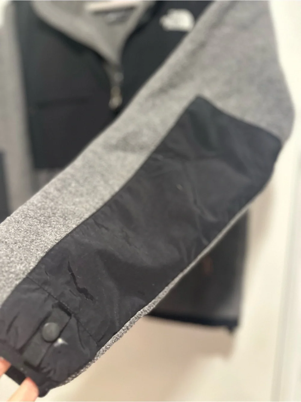 The North Face Denali Polartec Sz:S Fleece Jacket gray Full Zip Coat Jacket.